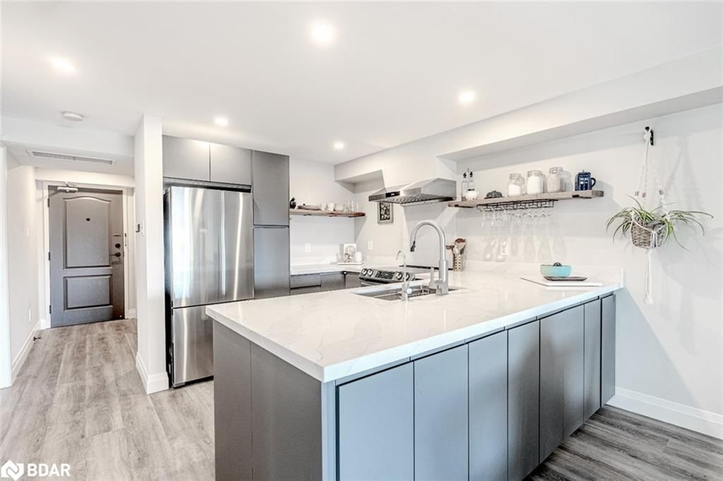 Condo/Apt Unit sold at 203-117 Edgehill Drive, Barrie, West, L4N 1L9 - MLS: 40711969
