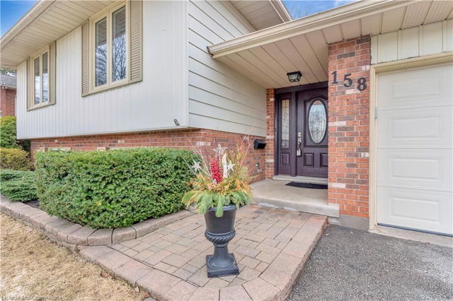 158 Martinglen Crescent