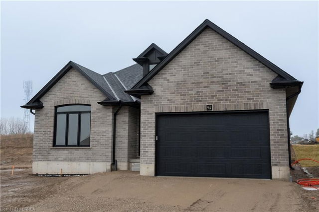 94 Vanrooy Trail