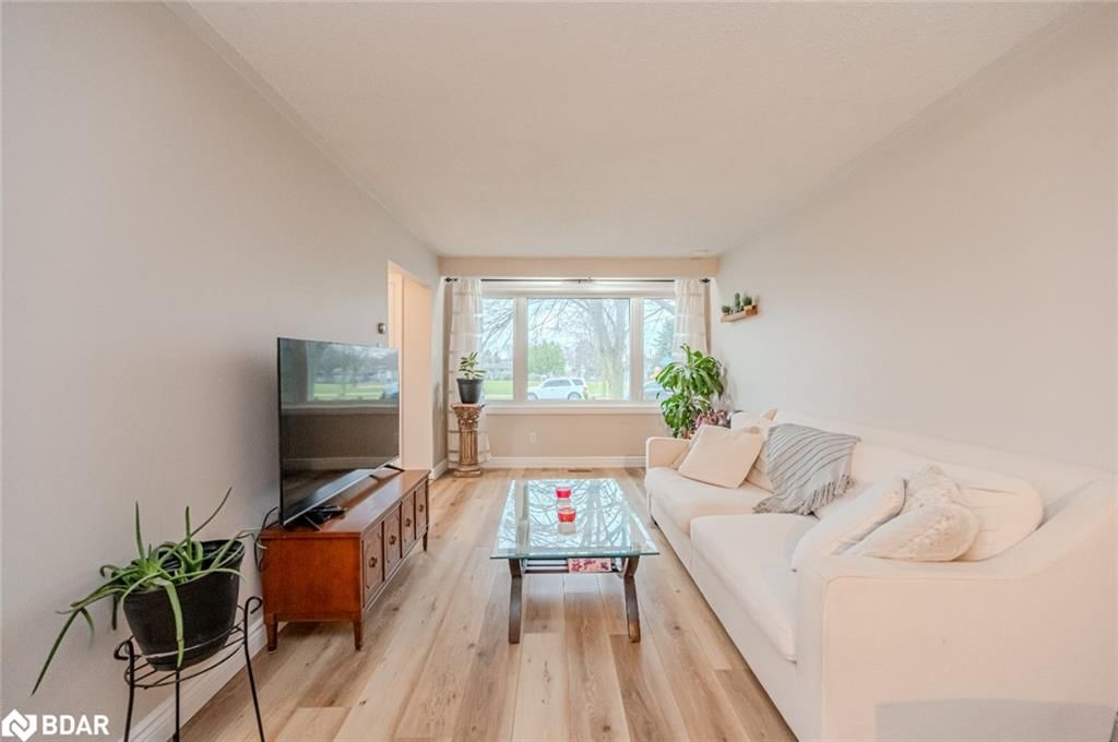 Single Family Residence for sale at 24B Bernick Drive, Barrie, East, L4M 5J5 - MLS: 40712385