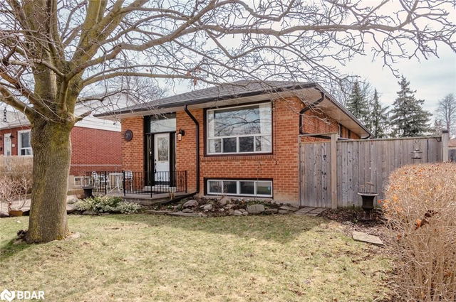 39 Pleasantview Avenue