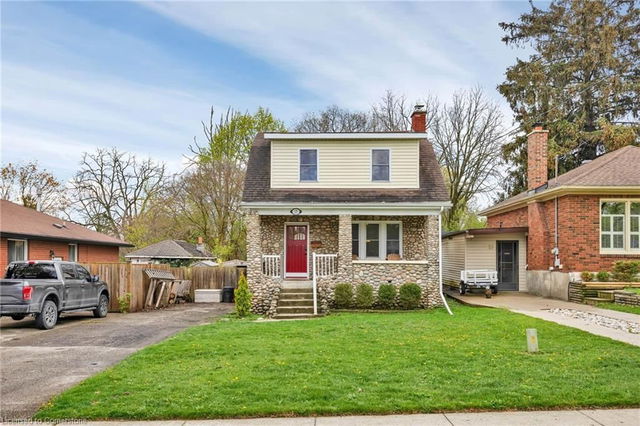 17 5th Avenue