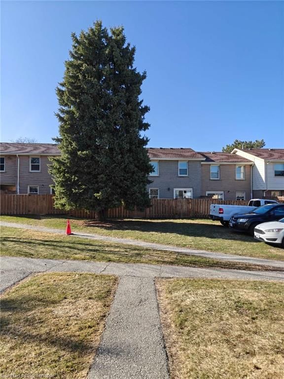 A - 33 Queenston Drive