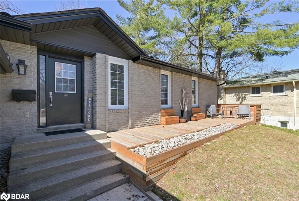 Single Family Residence for sale at 28 Broadmoor Avenue, Barrie, Allandale, L4N 3M9 - MLS: 40712968