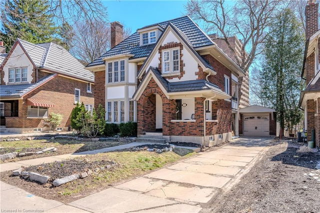 93 Union Boulevard