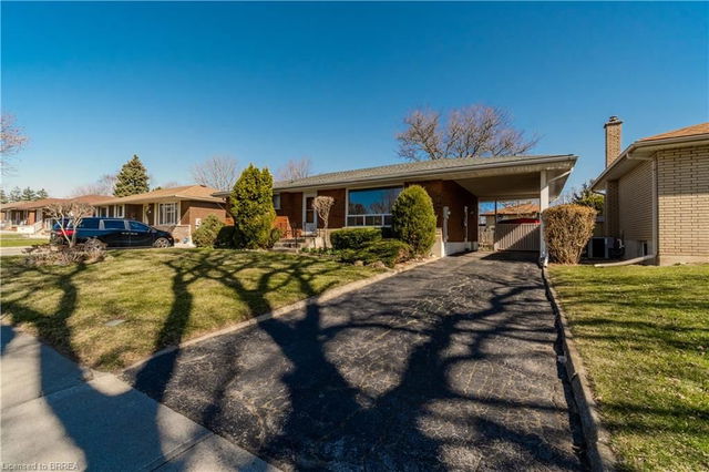 104 Balmoral Drive