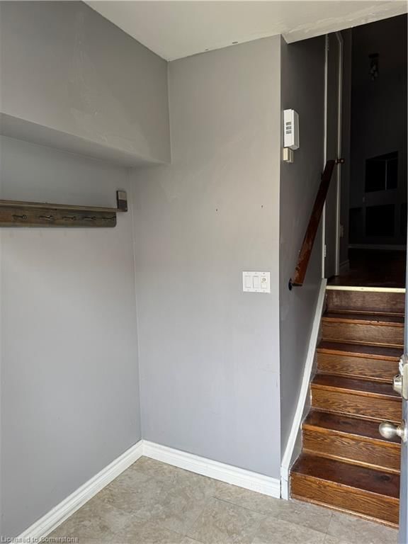 Room1