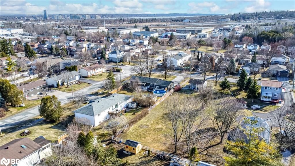 Single Family Residence for sale at 132 Patterson Road, Barrie, Ardagh, L4N 3W4 - MLS: 40714285