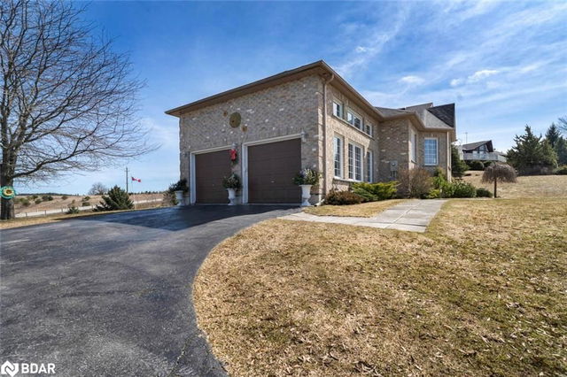 32 Mountainview Road