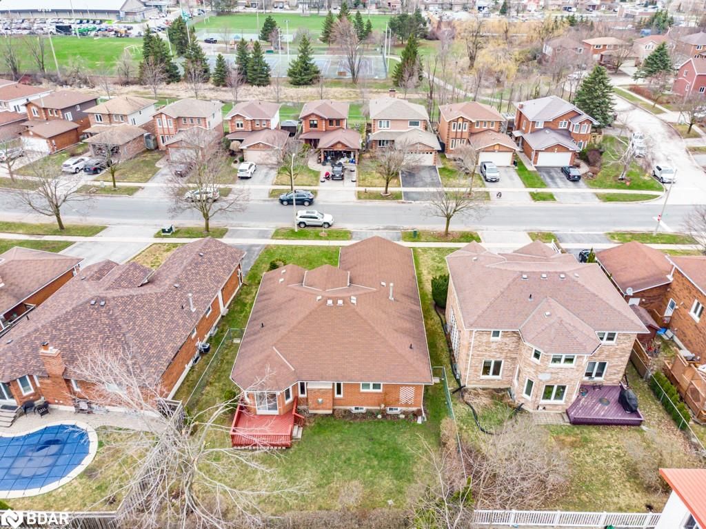Single Family Residence for sale at 85 Arthur Avenue, Barrie, East, L4M 6H6 - MLS: 40714545