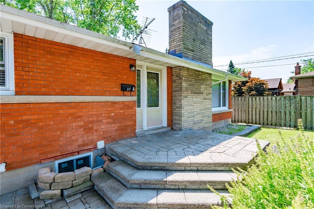 Single Family Residence for sale at 31 Sharon Avenue, Welland, Prince Charles, L3C 4M8 - MLS: 40714692