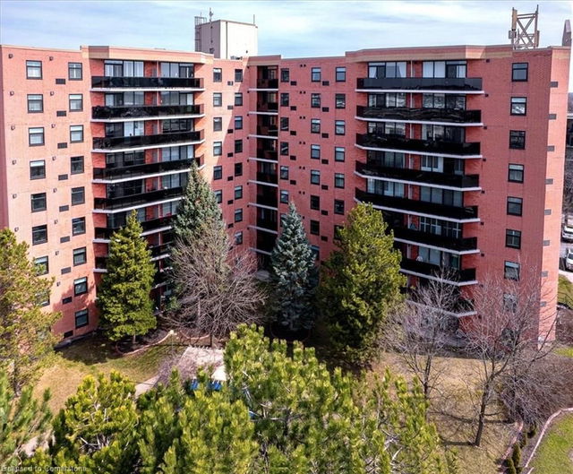 606 - 9 Bonheur Court