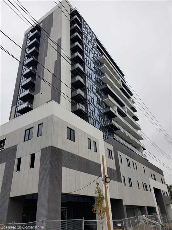 603 - 128 King Street