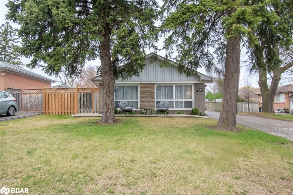 Single Family Residence for sale at 137 Wakefield Road, Milton, OM Old Milton, L9T 2L7 - MLS: 40715277