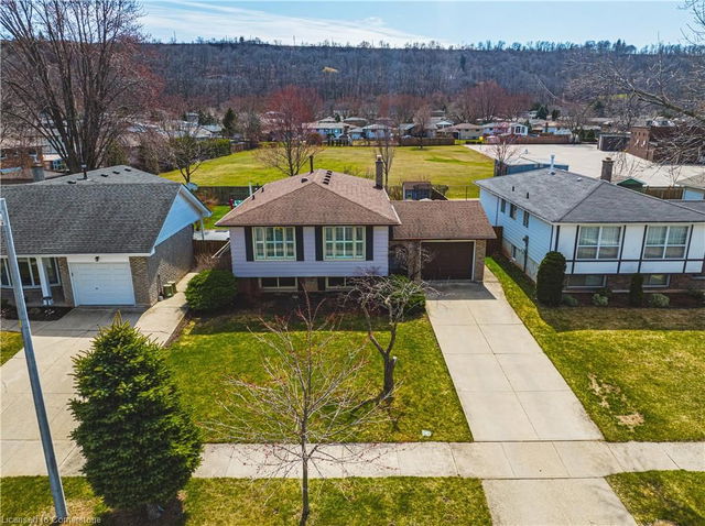10 Cheltonwood Court