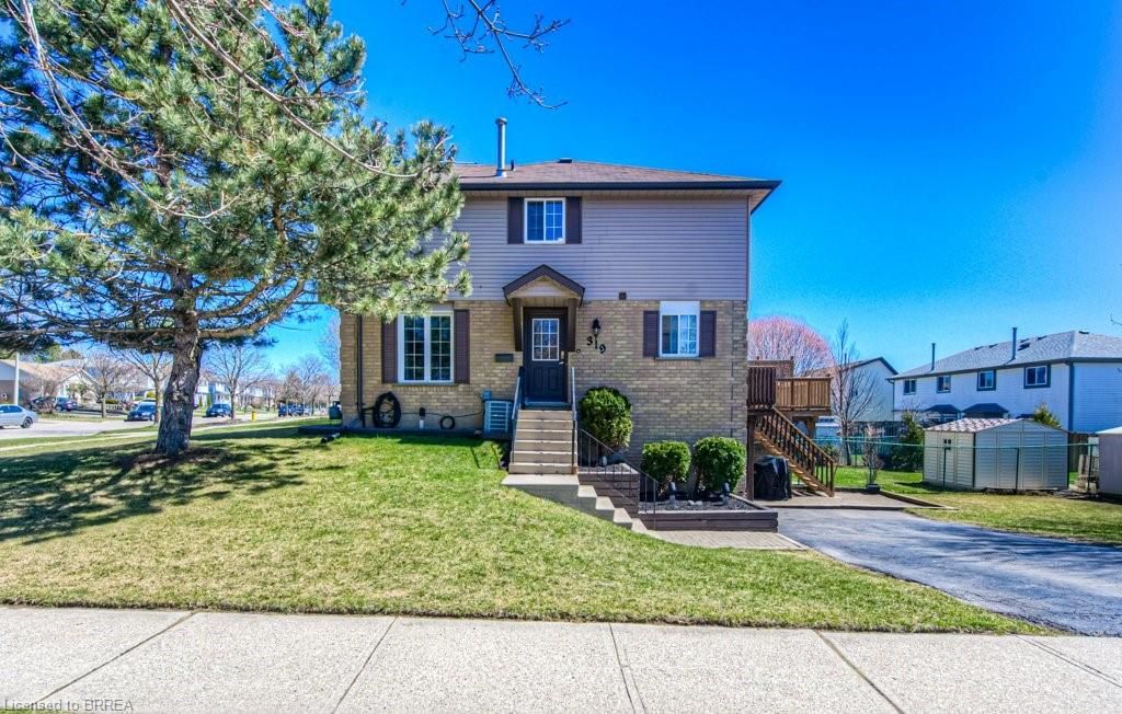 Single Family Residence sold at 319 Benesfort Crescent, Kitchener, Beechwood Forest/Highland W., N2N 3B6 - MLS: 40715318