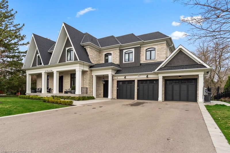 2217 Courrier Lane, Mississauga, Ontario