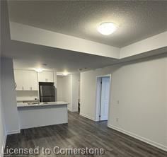 205 - 470 Dundas Street
