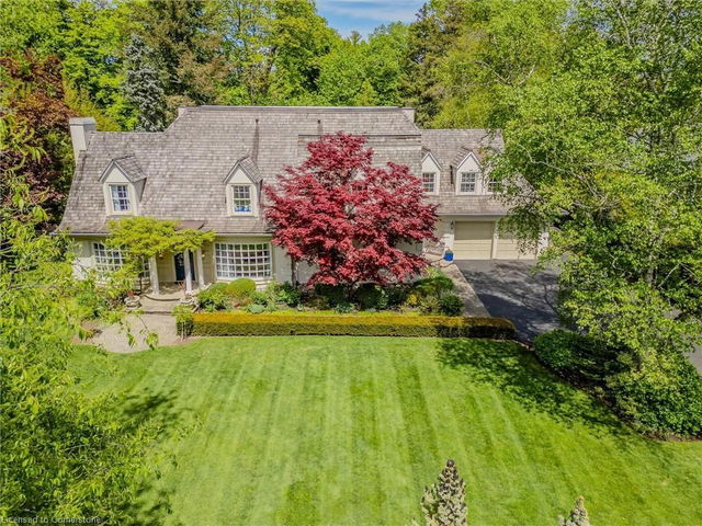 59 Ennisclare Drive