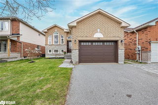 36 Leslie Avenue