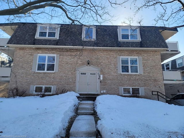 4 - 109 Westmount Road
