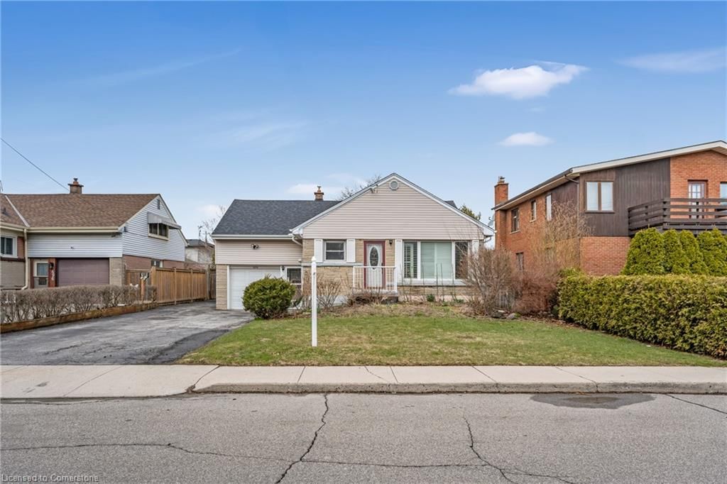 Single Family Residence for sale at 494 East 37th Street, Hamilton, Macassa, L8V 4B9 - MLS: 40717020