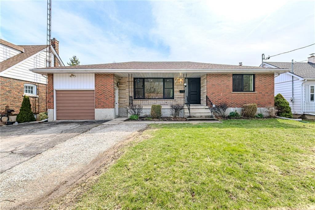 Single Family Residence for sale at 72 Mount Pleasant Street, Brantford, Lion's Park, N3T 1T1 - MLS: 40717057