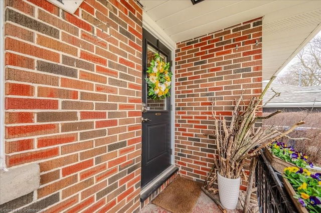 4 Glenwood Avenue
