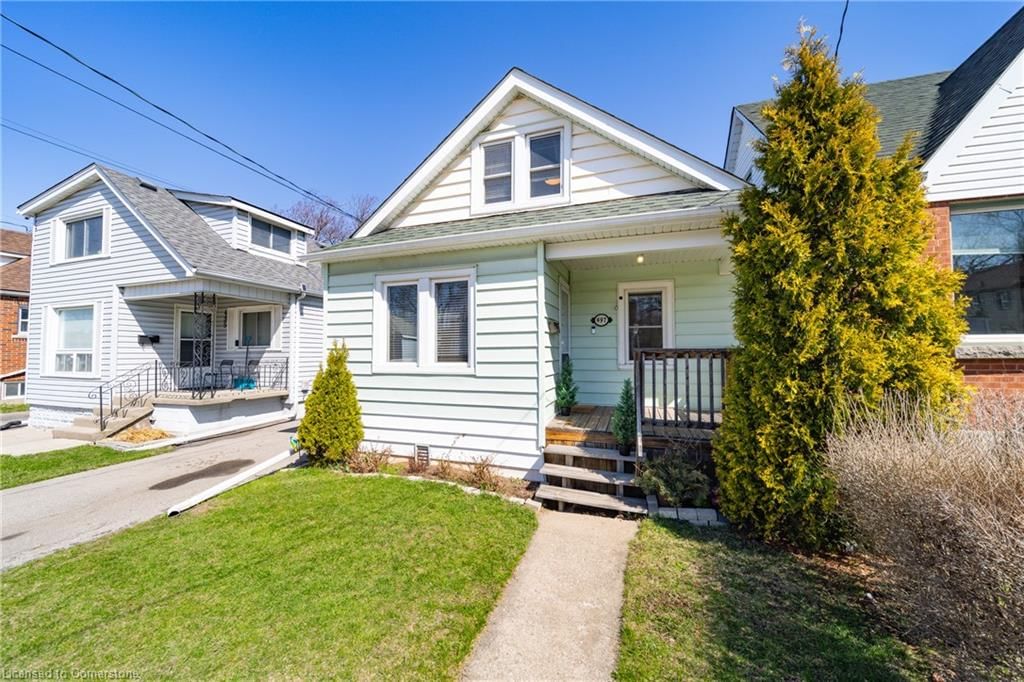 Single Family Residence for sale at 497 Britannia Avenue, Hamilton, Normanhurst, L8H 1Z5 - MLS: 40717599