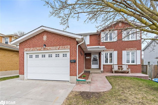 59 Dawn Crescent