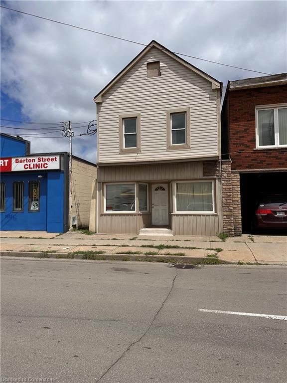 Single Family Residence for lease at 2-1525 Barton Street, Hamilton, Homeside, L8H 2X5 - MLS: 40717746