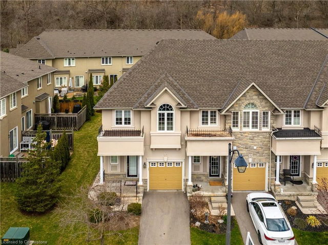 91 Forest Valley Crescent