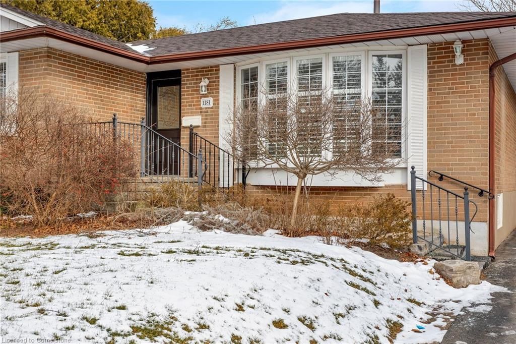 Single Family Residence for sale at 1181 Newton Road, Oakville, CP College Park, L6H 2A1 - MLS: 40719119