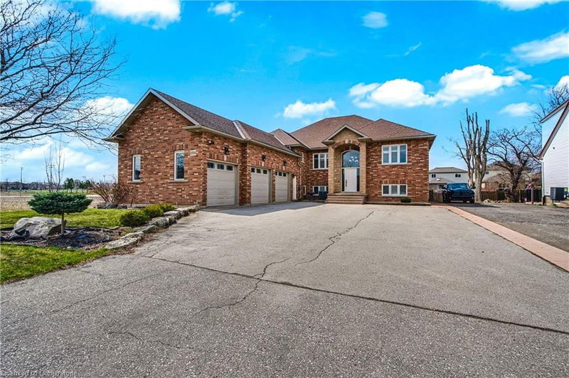 1504 Upper Sherman Avenue, Hamilton, Ontario