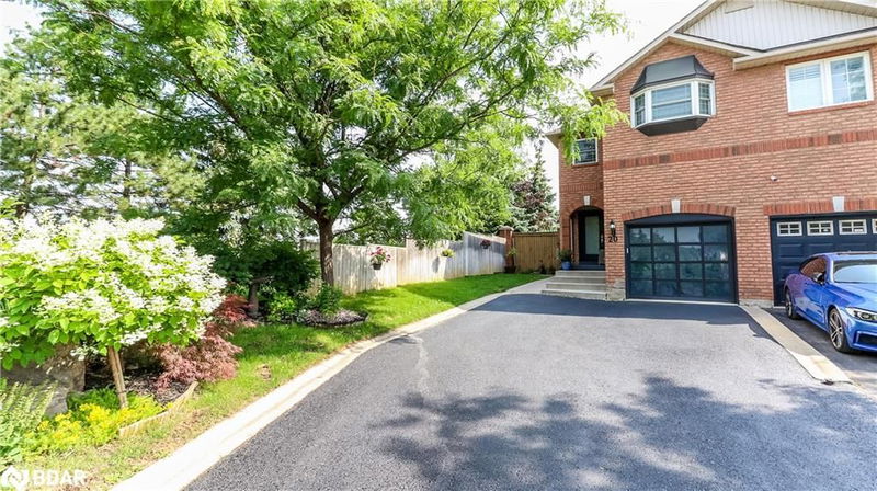20 Manett Crescent, Brampton, Ontario