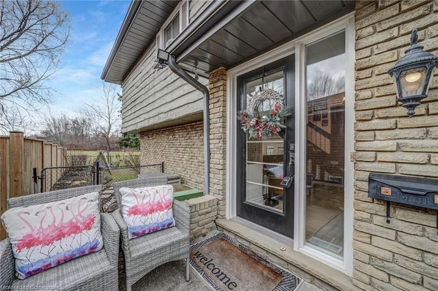53 Winding Way