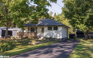 47 Lakeshore Road