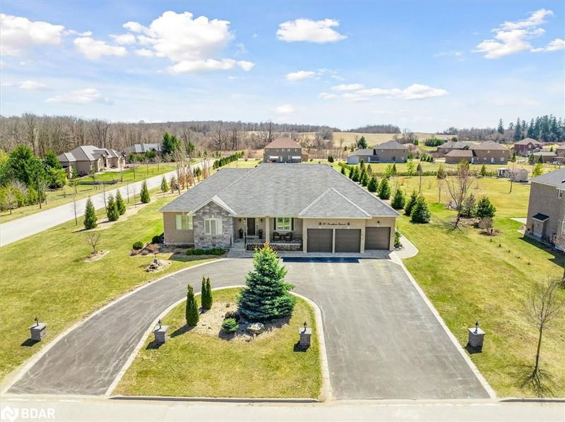 66 Stonesthrow Crescent, Uxbridge, Ontario