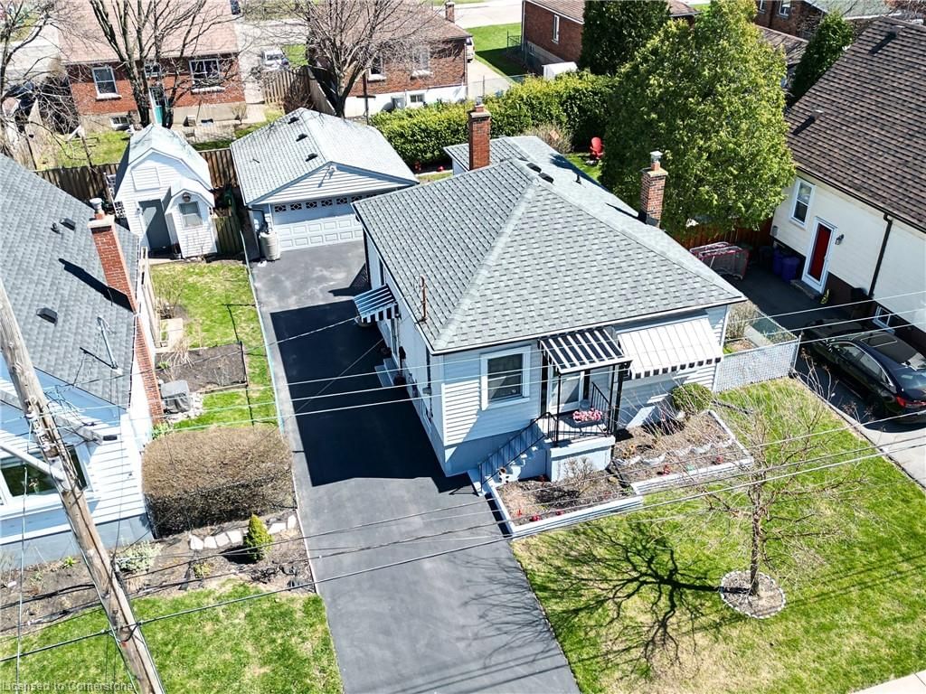 Single Family Residence for sale at 229 East 31st Street, Hamilton, Raleigh, L8V 3P6 - MLS: 40719776