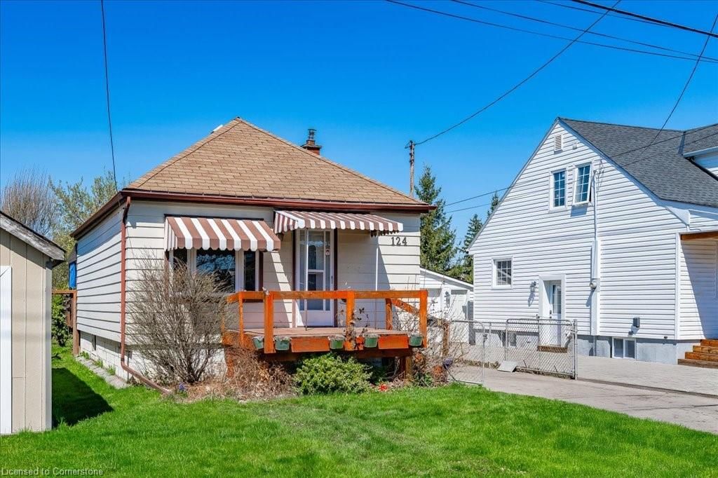 Single Family Residence for sale at 124 Charlotte Street, Hamilton, Rosedale, L8K 4V2 - MLS: 40719835