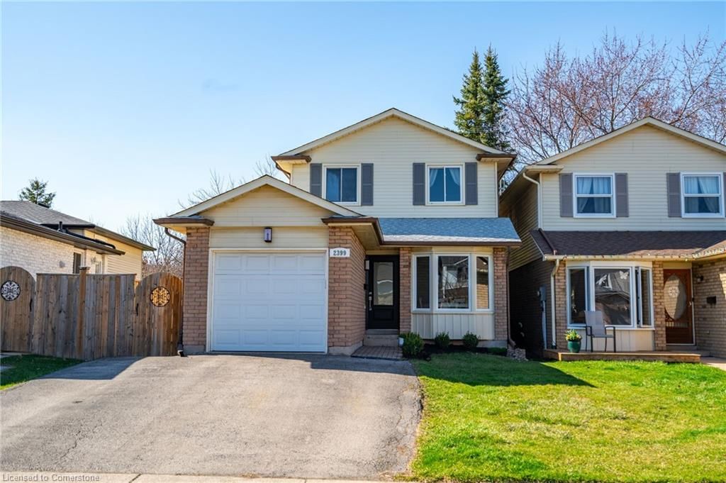Single Family Residence for sale at 2399 Malcolm Crescent, Burlington, Brant Hills, L7P 3Y5 - MLS: 40719881