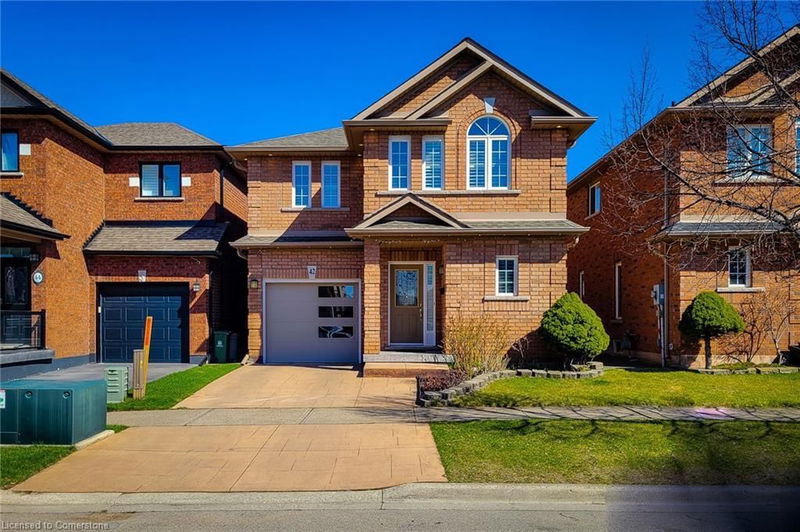 42 Peachwood Crescent, Stoney Creek, Ontario