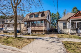 22 Simcoe Street