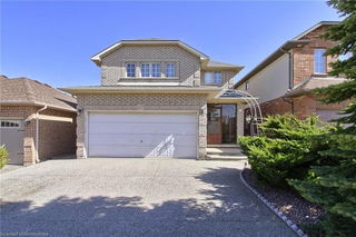 227 Hepburn Crescent