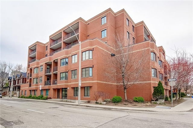 404 - 47 Caroline Street