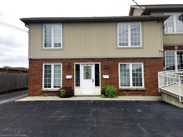 U#2 - 91 Centennial Parkway S