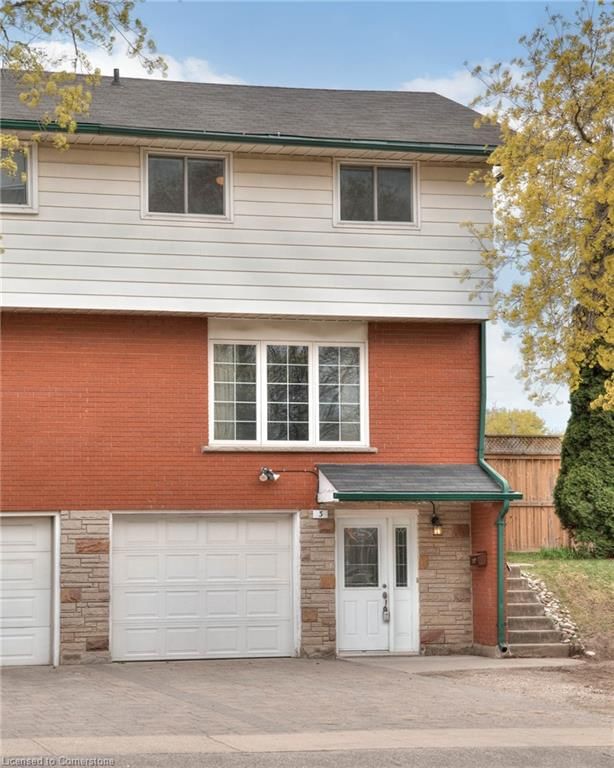 3 Shaftsbury Drive
