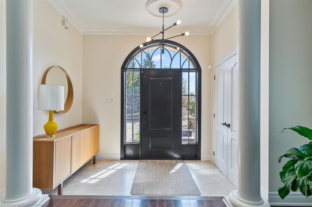 Single Family Residence for sale at 2206 Hampstead Road, Oakville, RO River Oaks, L6H 6Y9 - MLS: 40720921