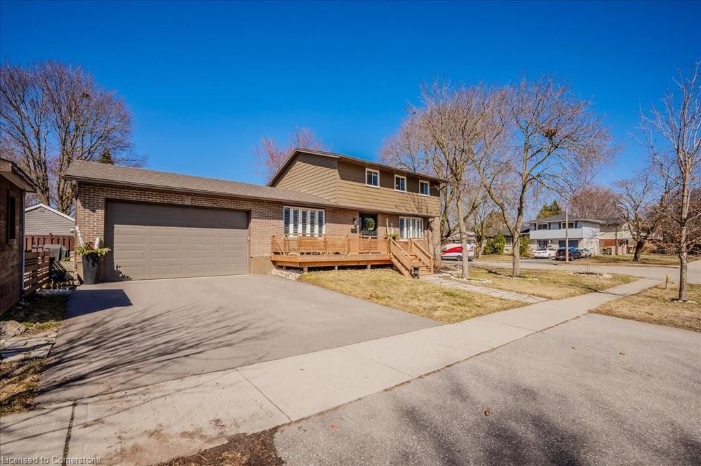 Single Family Residence for sale at 60 Silverspring Crescent, Kitchener, Forest Hill, N2M 4P4 - MLS: 40720939