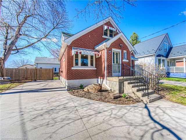 6 Peltz Avenue
